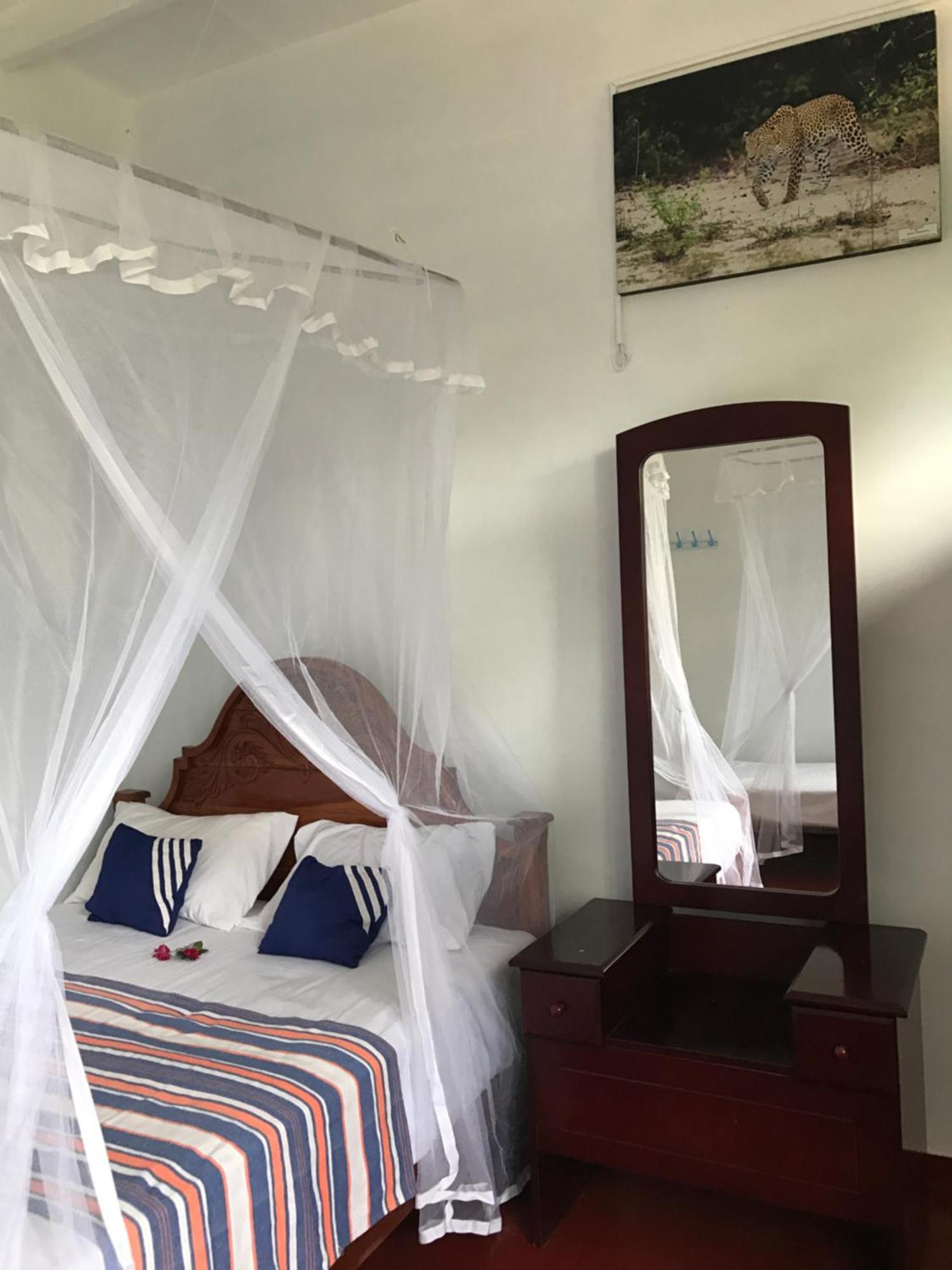Wilpattu Dolosmahe Ngoại thất bức ảnh